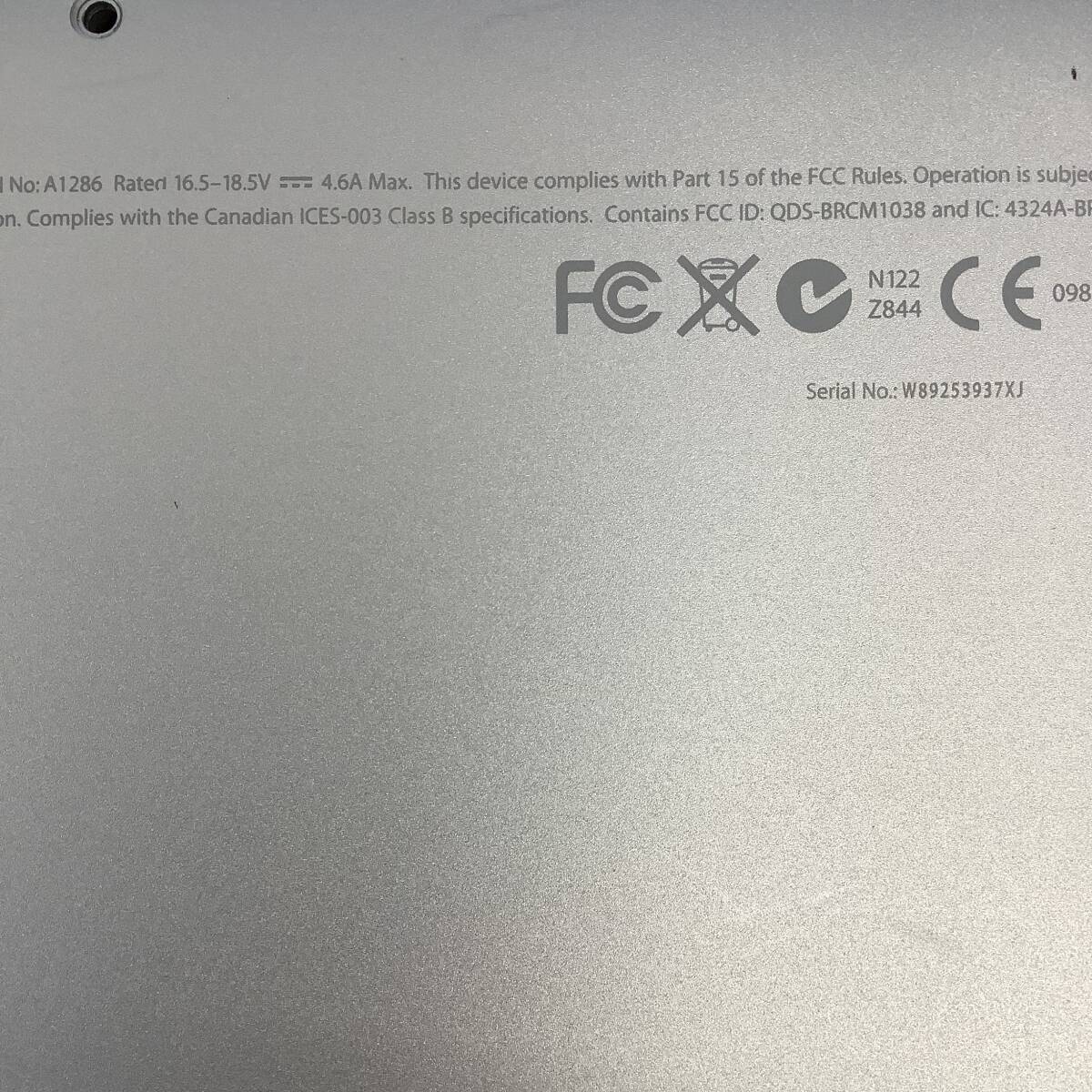 S6041760 APPLE MacBook Pro A1286 1点【現状お渡し品】_画像5