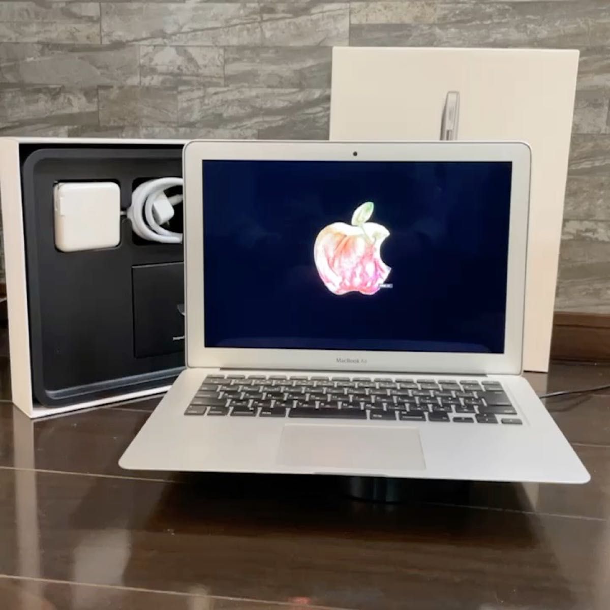 【整備済】MacBook Air i5 2021年Office SSD256GB Mac&Win10 CPUグリス新品 良品◎