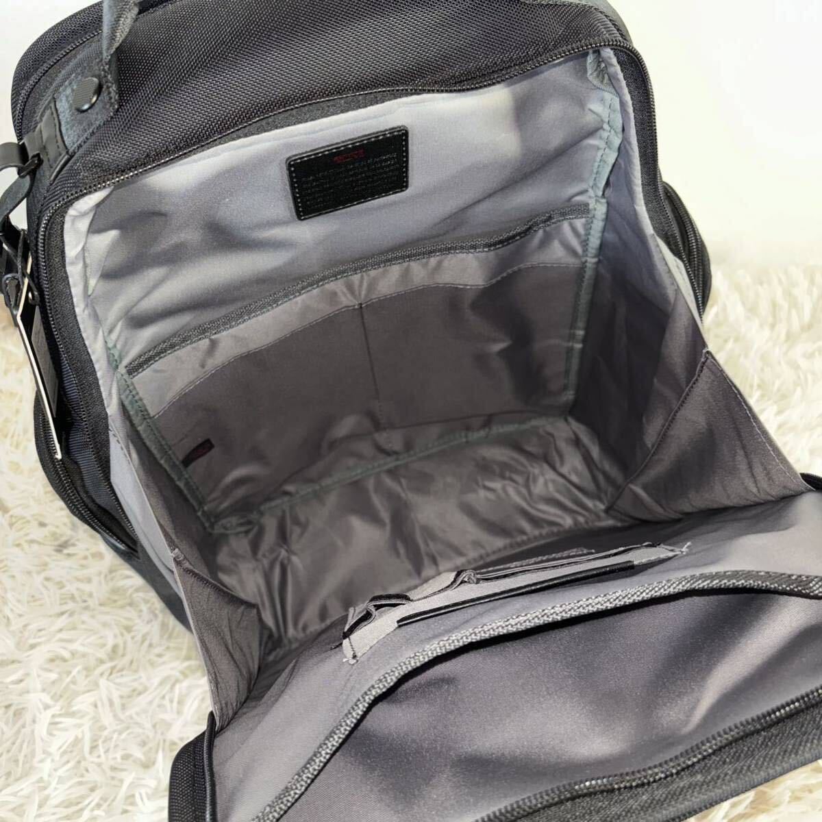 【新品同様】トゥミ TUMI バックパック リュックサック ALPHA 3 バリスティックナイロン 黒ブラック 大容量 ビジネス 鞄 メンズ レディースの画像10