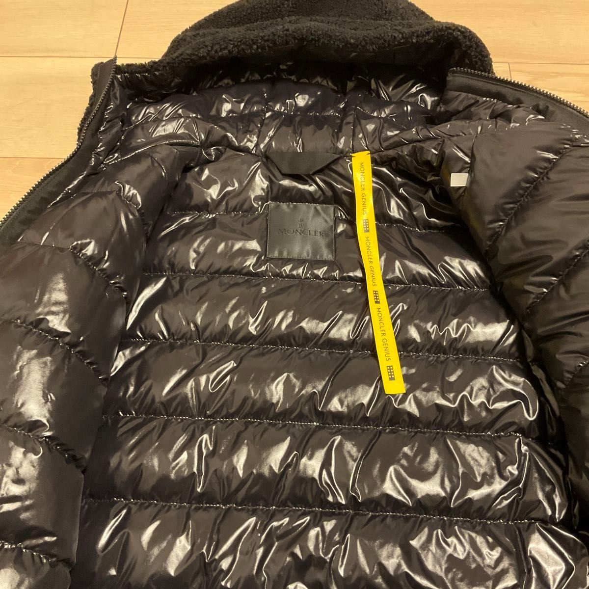 新品 モンクレール ダウンジャケット ボア フリース M MONCLER 新品 モンクレール ダウンジャケット ボア フリース M MONCLER
