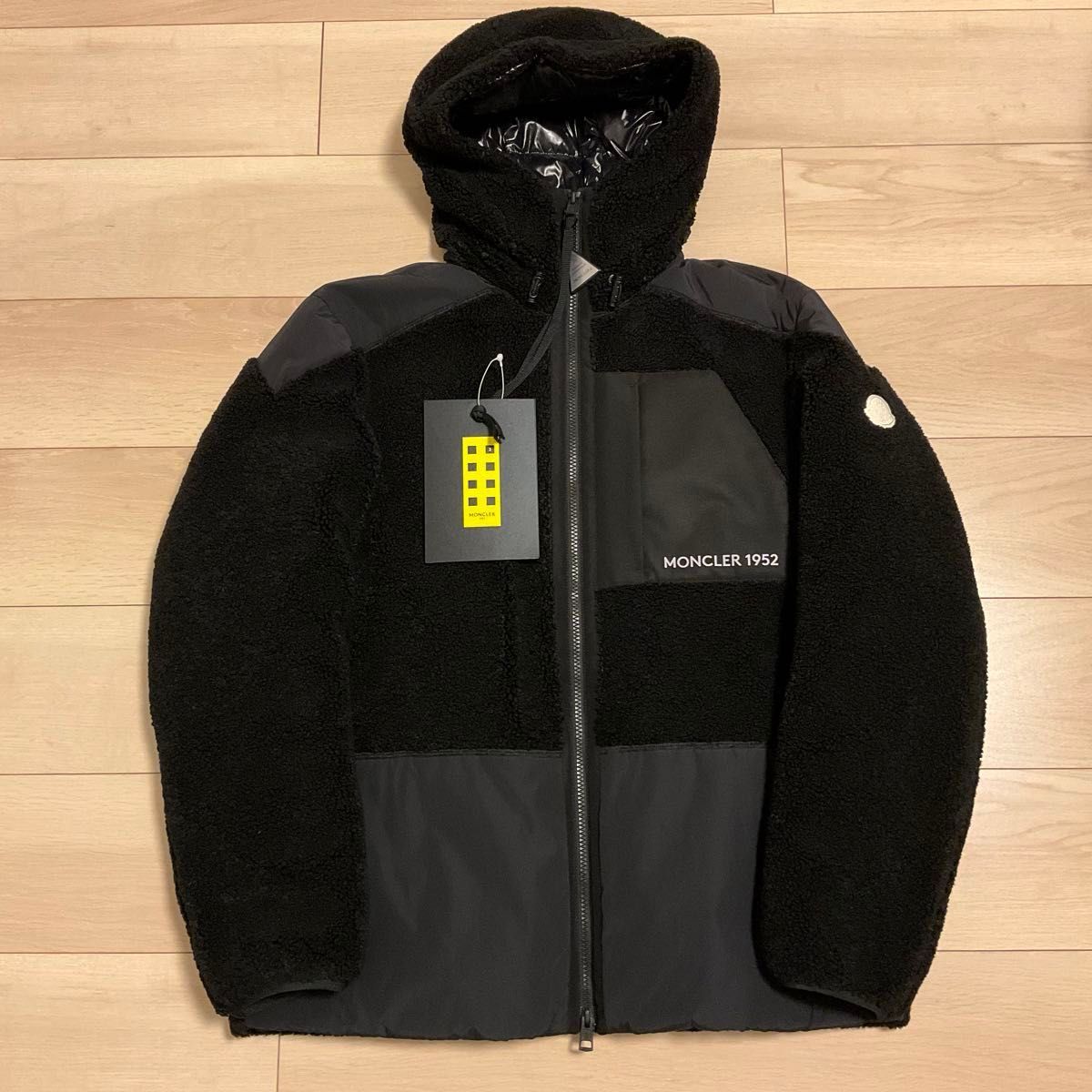 新品 モンクレール ダウンジャケット ボア フリース M MONCLER 新品 モンクレール ダウンジャケット ボア フリース M MONCLER
