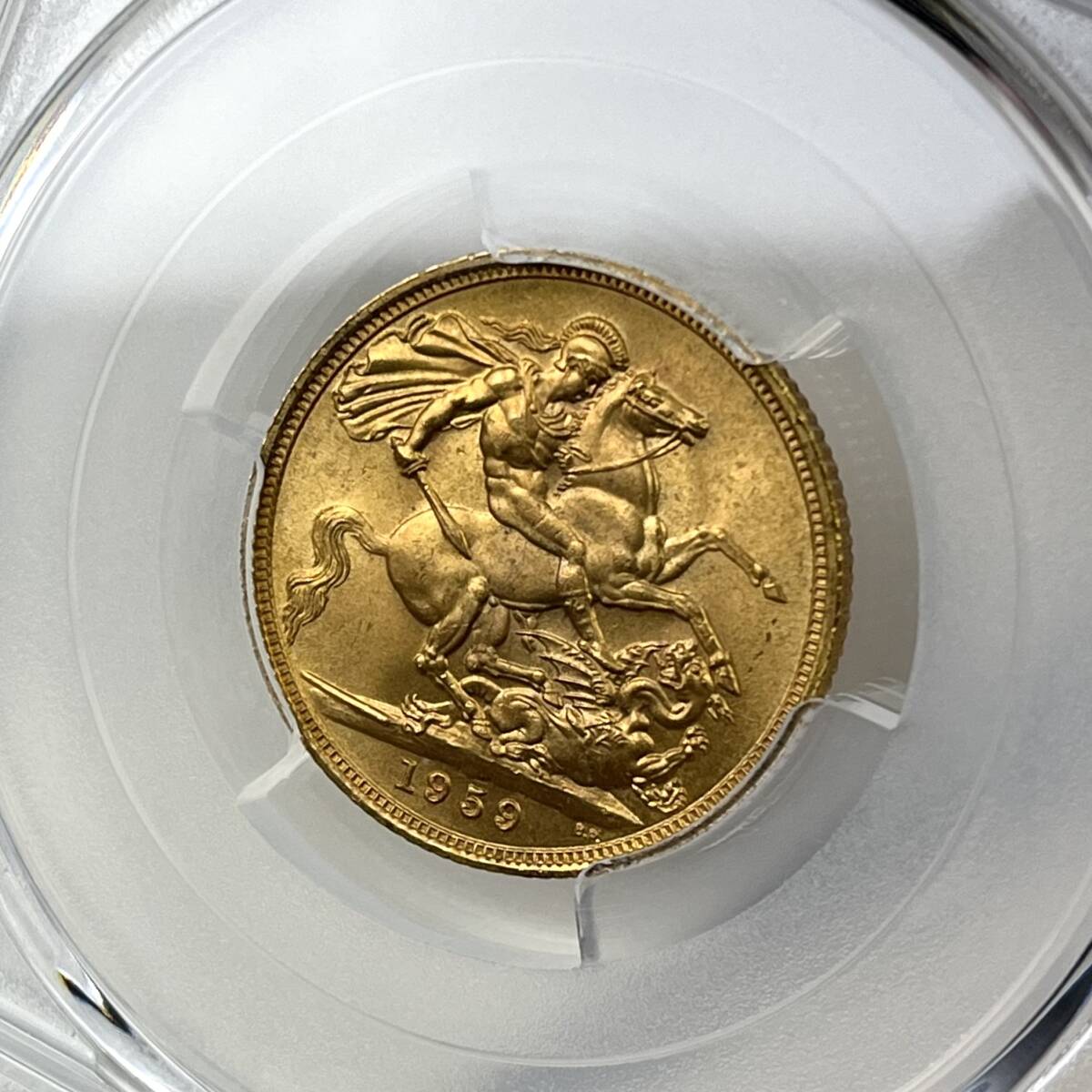 ★希少年号 MS65 高鑑定★ 1959年 イギリス ヤングヤングエリザベス 1ソブリン金貨 竜退治 PCGS　アンティークコイン 貨幣 硬貨 世界 (C-49_画像8