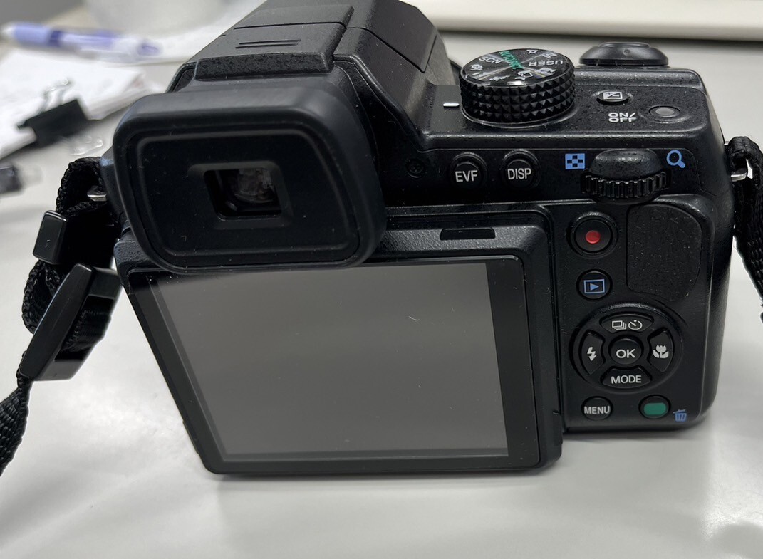 (美品) ペンタックス Pentax X-5 Wide コンパクトデジタルカメラ 箱付 説明書付 通電確認済の画像4