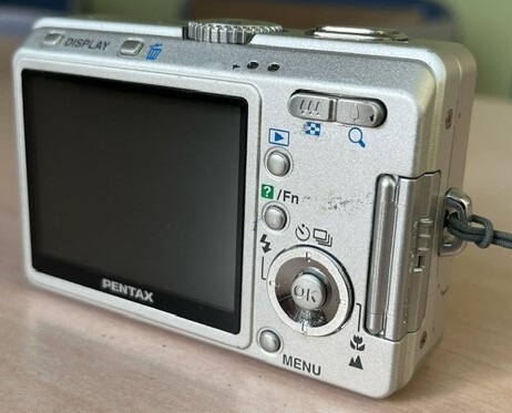 (ジャンク) PENTAX ペンタックス Optio S55 コンパクトデジタルカメラ デジカメ 動作未確認 現状品 中古品 ケース付の画像8