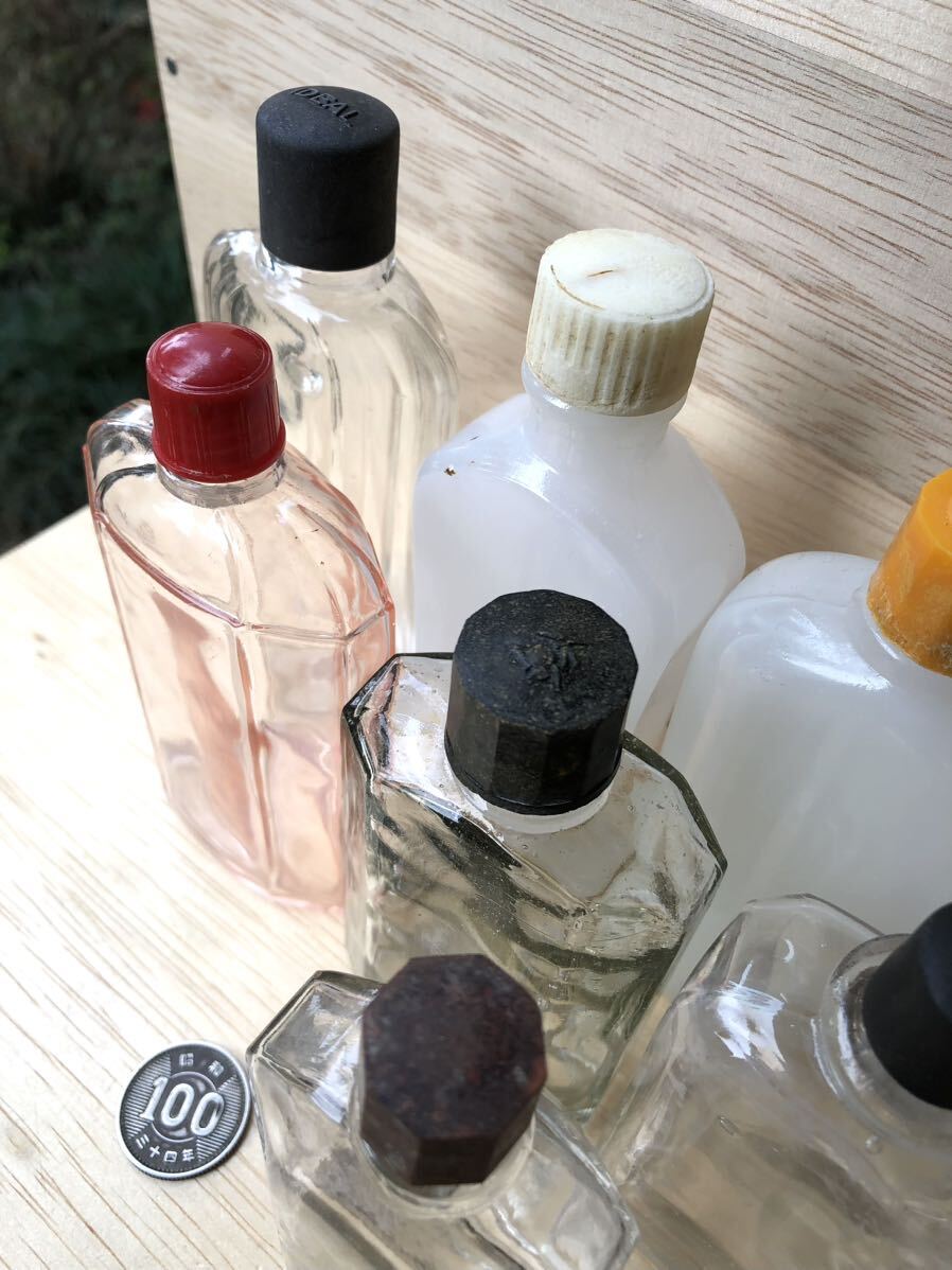 レトロ コスメ ガラス瓶 化粧品瓶 ゆらゆらガラス アラバスター 蓋付き ボトルディギング インテリア アンティーク ビンテージ いろいろ_画像3