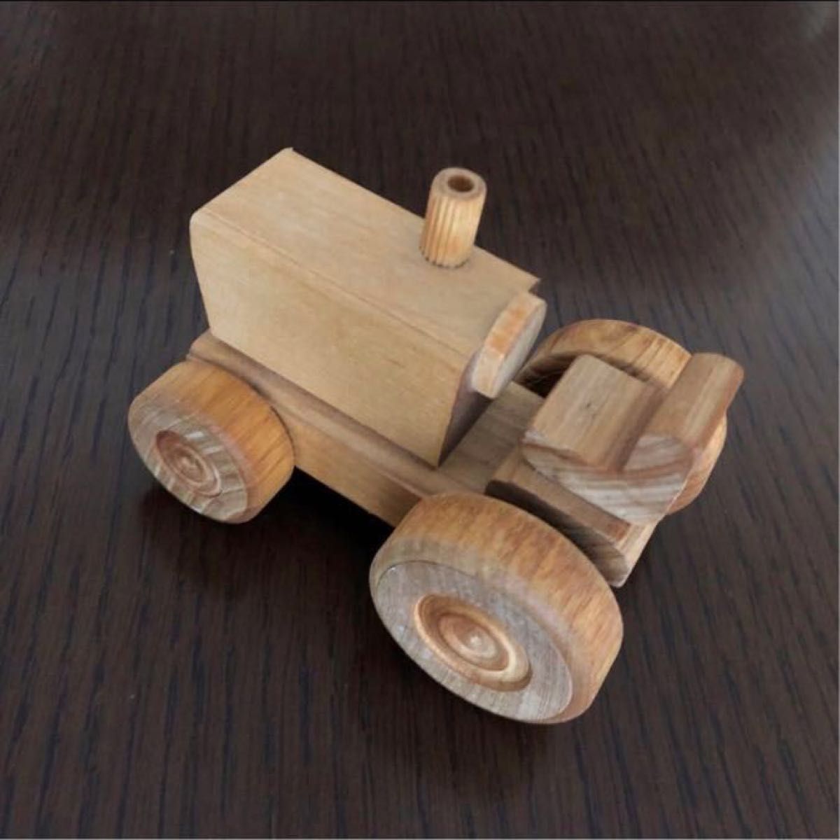 木のおもちゃ 車 トラクター 木製