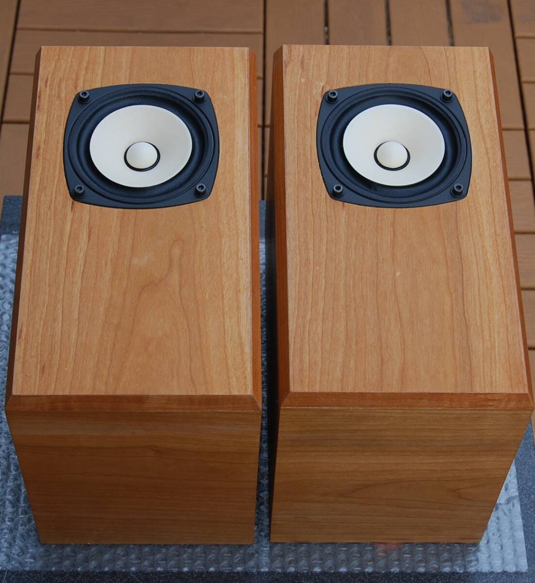 Fostex / FE103NV / 7リットル エンクロージャー / ブラック Fostex / FE103NV / 7リットル エンクロージャー / ブラック