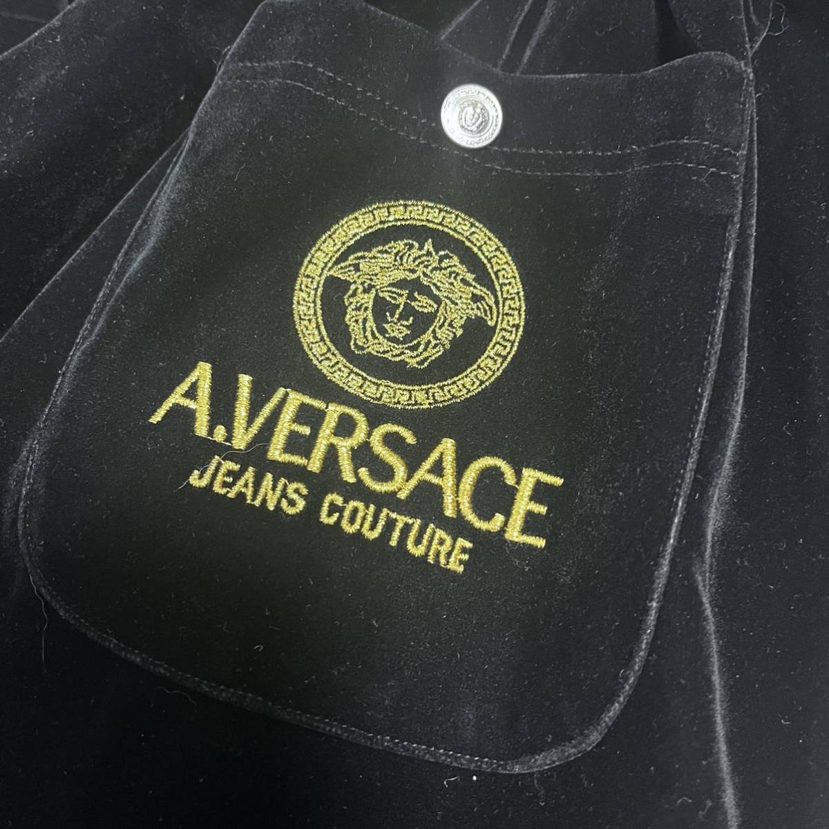 送料無料 美品 Versace ヴェルサーチ ベルサーチ セットアップ 送料無料 美品 Versace ヴェルサーチ ベルサーチ セットアップ