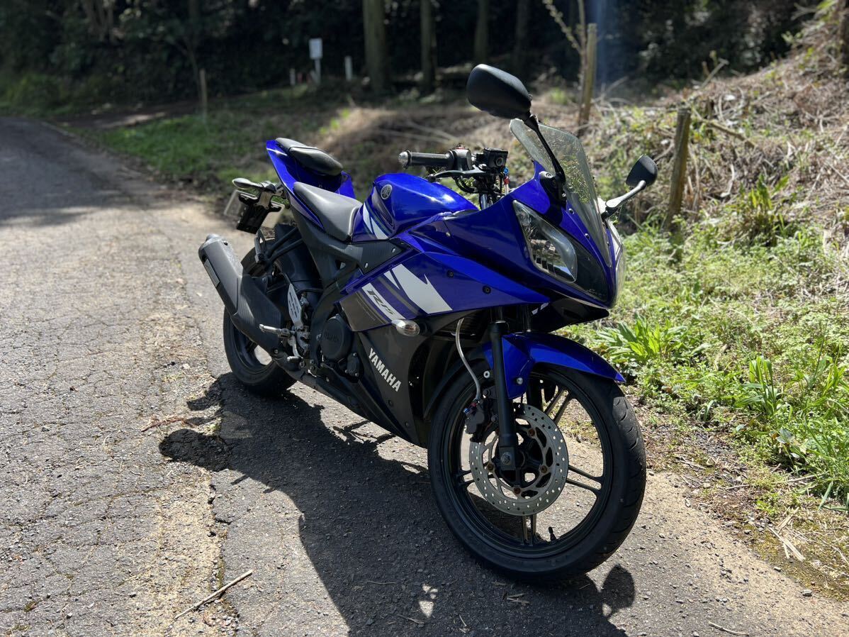 YAMAHA YZF-R15 の画像1