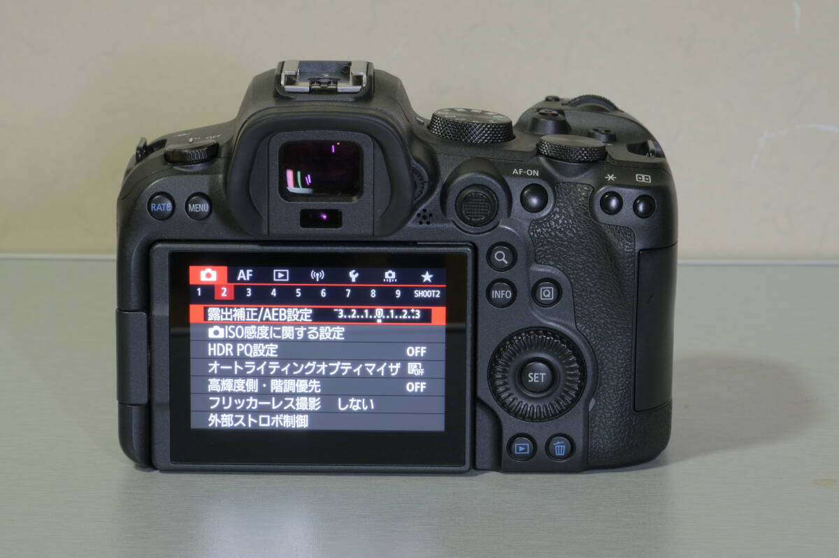 32800円 【中古】CANON EOS R6ボディ+マウントアダプター EF-EOS 32800円 【中古】CANON EOS R6ボディ+マウントアダプター EF-EOS