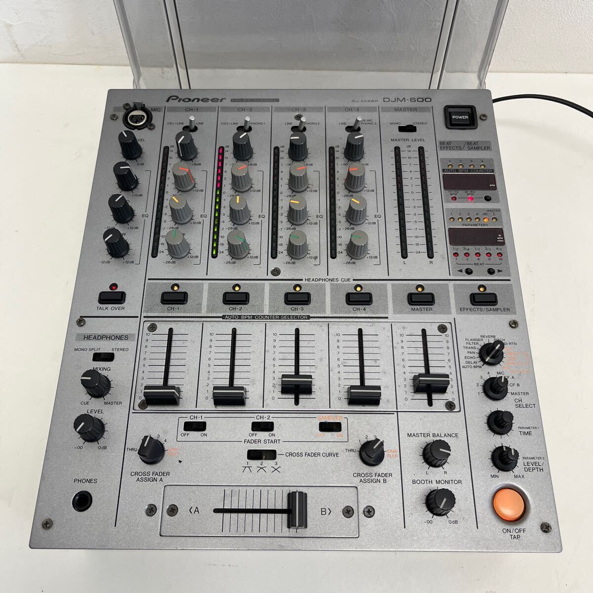 1円スタート パイオニア DJミキサー DJM-600 フタ付き DJ機器 音響機器 Pioneer ミキサー 音響機材 スタジオ の画像2