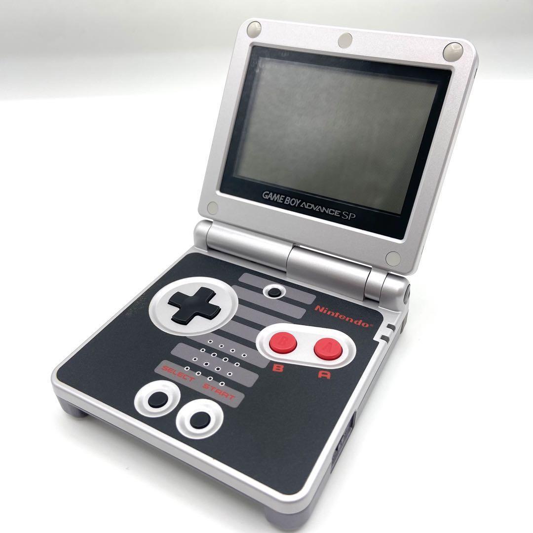 【幻の逸品】　北米版　ゲームボーイアドバンスSP クラシックNESエディション GAMEBOY ADVANCE SP Classic NES Limited Edition AGS_画像3