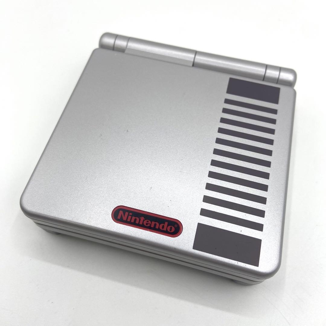 【幻の逸品】　北米版　ゲームボーイアドバンスSP クラシックNESエディション GAMEBOY ADVANCE SP Classic NES Limited Edition AGS_画像6