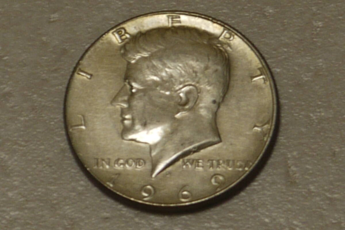 USA アメリカ　50セント銀貨　ハーフダラー 1969年　/HalfDollar NO.9_画像1