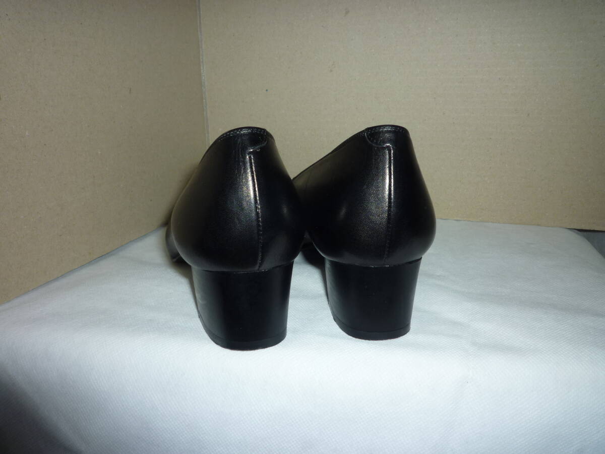 ◆超美品！銀座かねまつの定番系パンプス黒23.5cmCA制靴◆_画像3