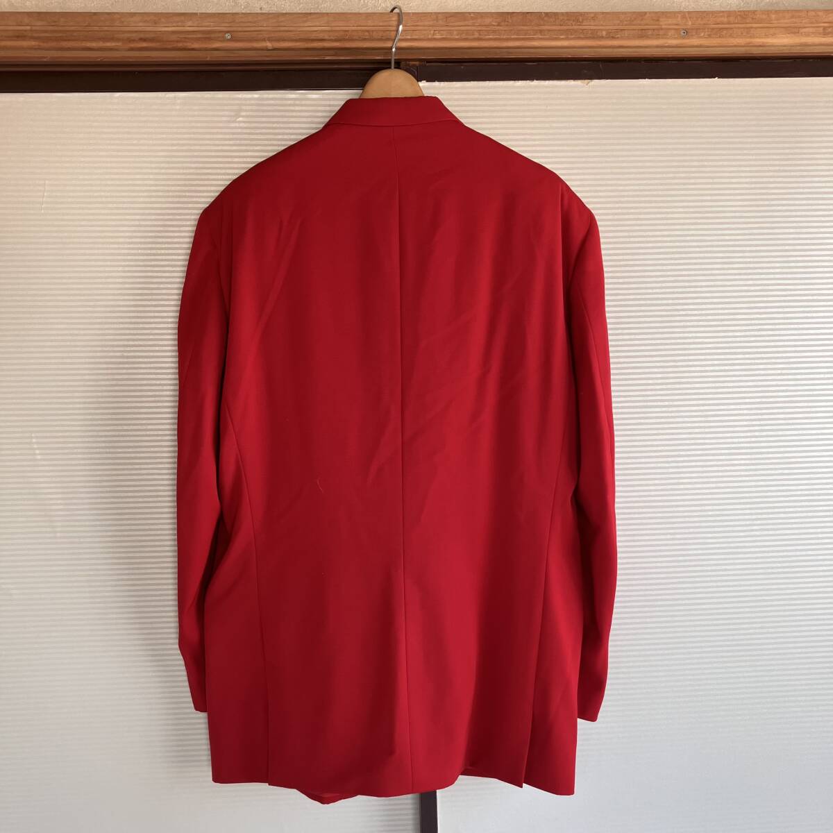 ヴェルサーチ 真っ赤なジャケット LLサイズ_画像2