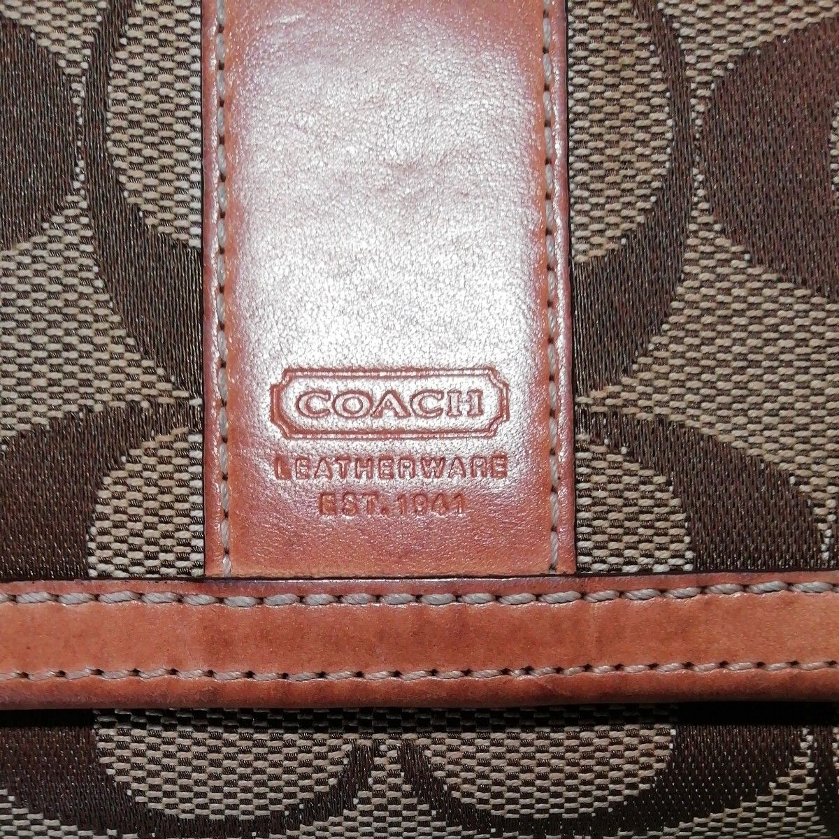 【早い者勝ち／USED良品】二つ折り財布　コーチ　COACH　シグネチャー　キャンバスレザーコンビ　ブラウン