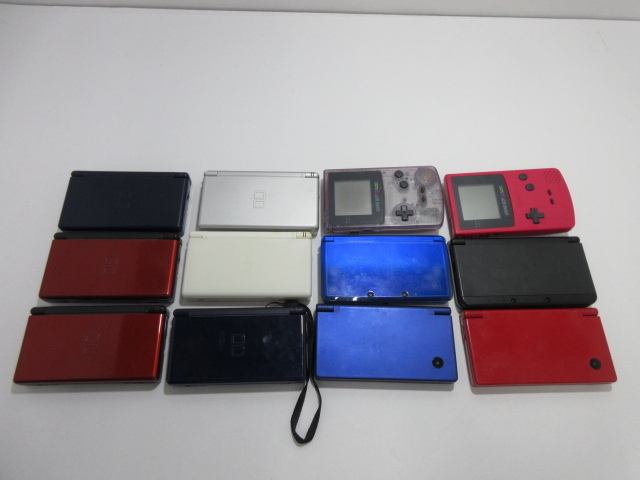 s22230-ty 【送料950円】ジャンク★計12台 Nintendo GBカラー×2、DSLite×6、DSi×2、3DS×1、NEW3DS×1 [035-240408]の画像1