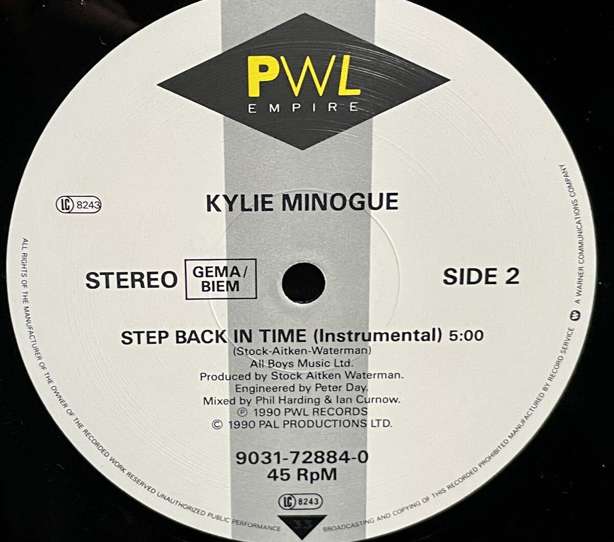 KYLIE MINOGUE / STEP BACK IN TIME 中古盤12インチの画像4
