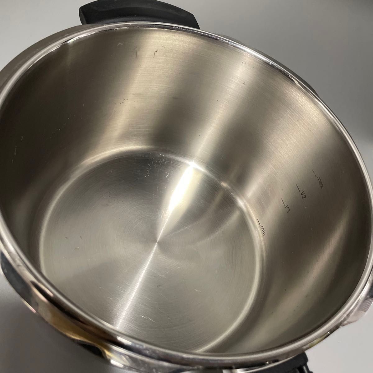 ステンレス 大容量 圧力鍋 調理器具 片手鍋 フィスラー ドイツ製  鍋 Fissler ビタクイック 4.5L 大型 