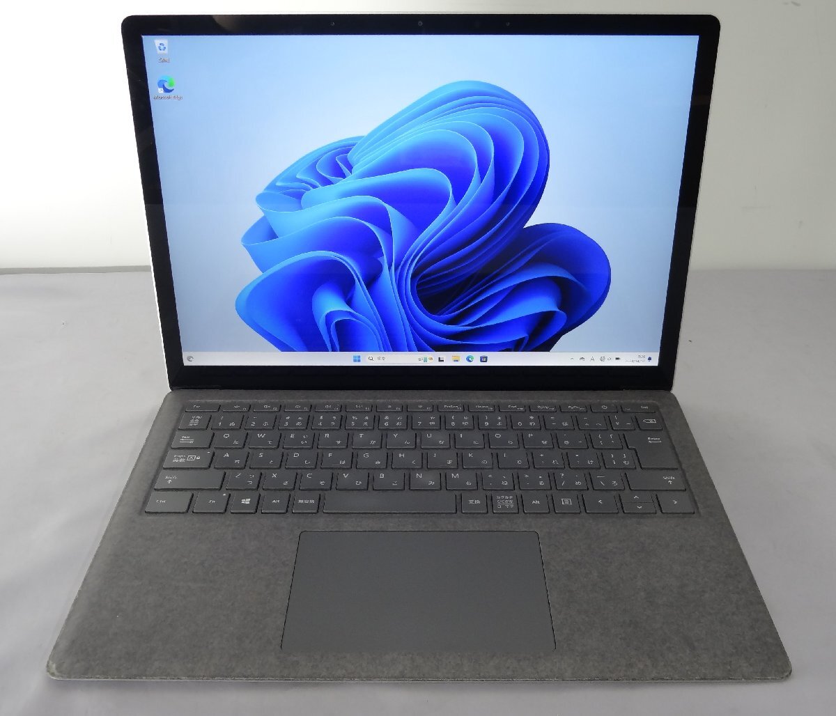 第10世代/Microsoft Surface Laptop3/Corei5-1035G7/8GB/128GB/13.5インチ/タッチパネル 管理No2A4649の画像1