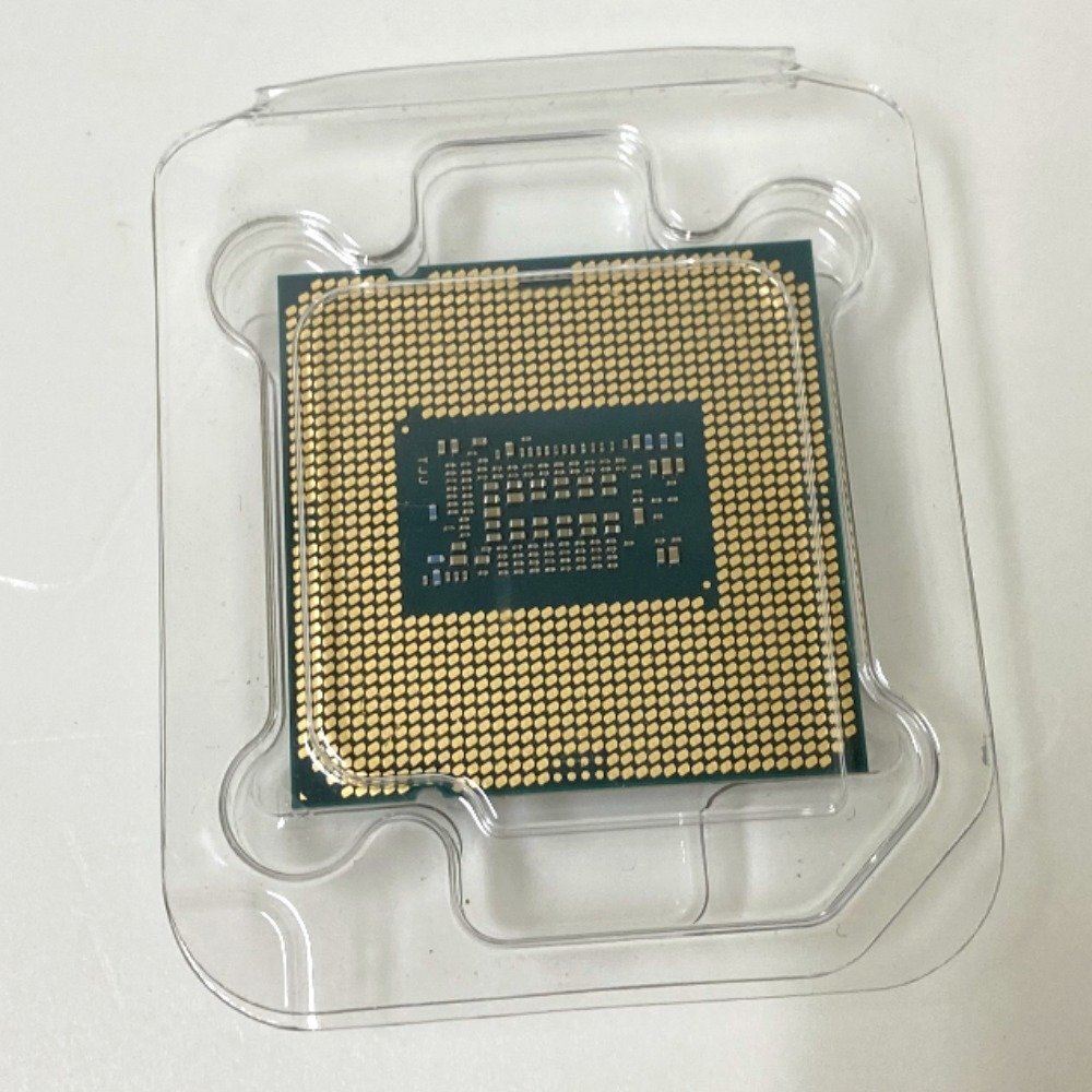 【送料無料】Intel インテル CPU インテル Core i3-10100F プロセッサー 第10世代 中古【Ae731172】