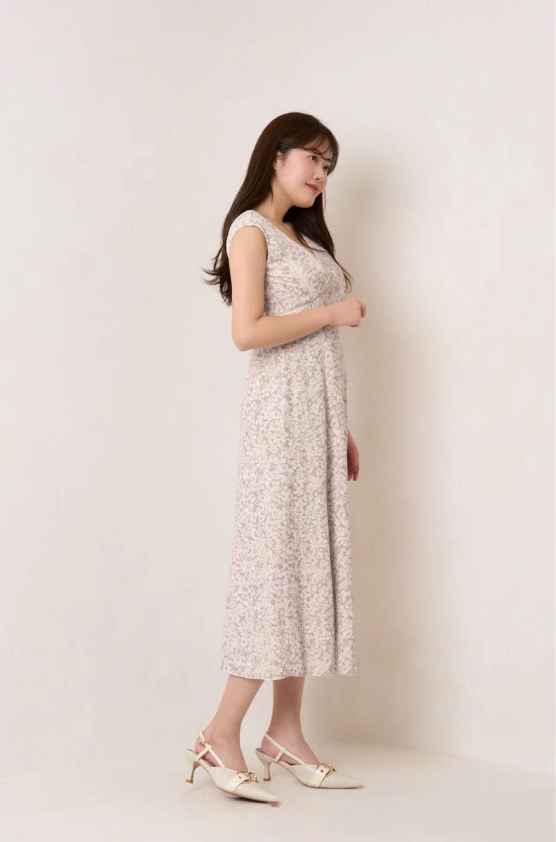 完売【美品】Her lip to Lace Trimmed Floral Dress：Sサイズ mauve