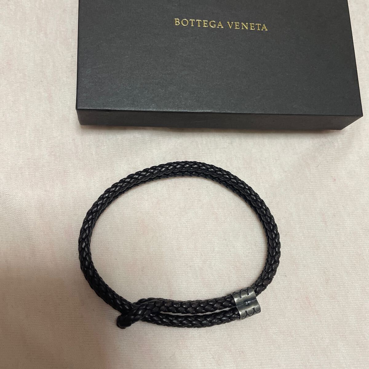 Супер красавица Bottega Veneta Браслет темно -коричневая коробка