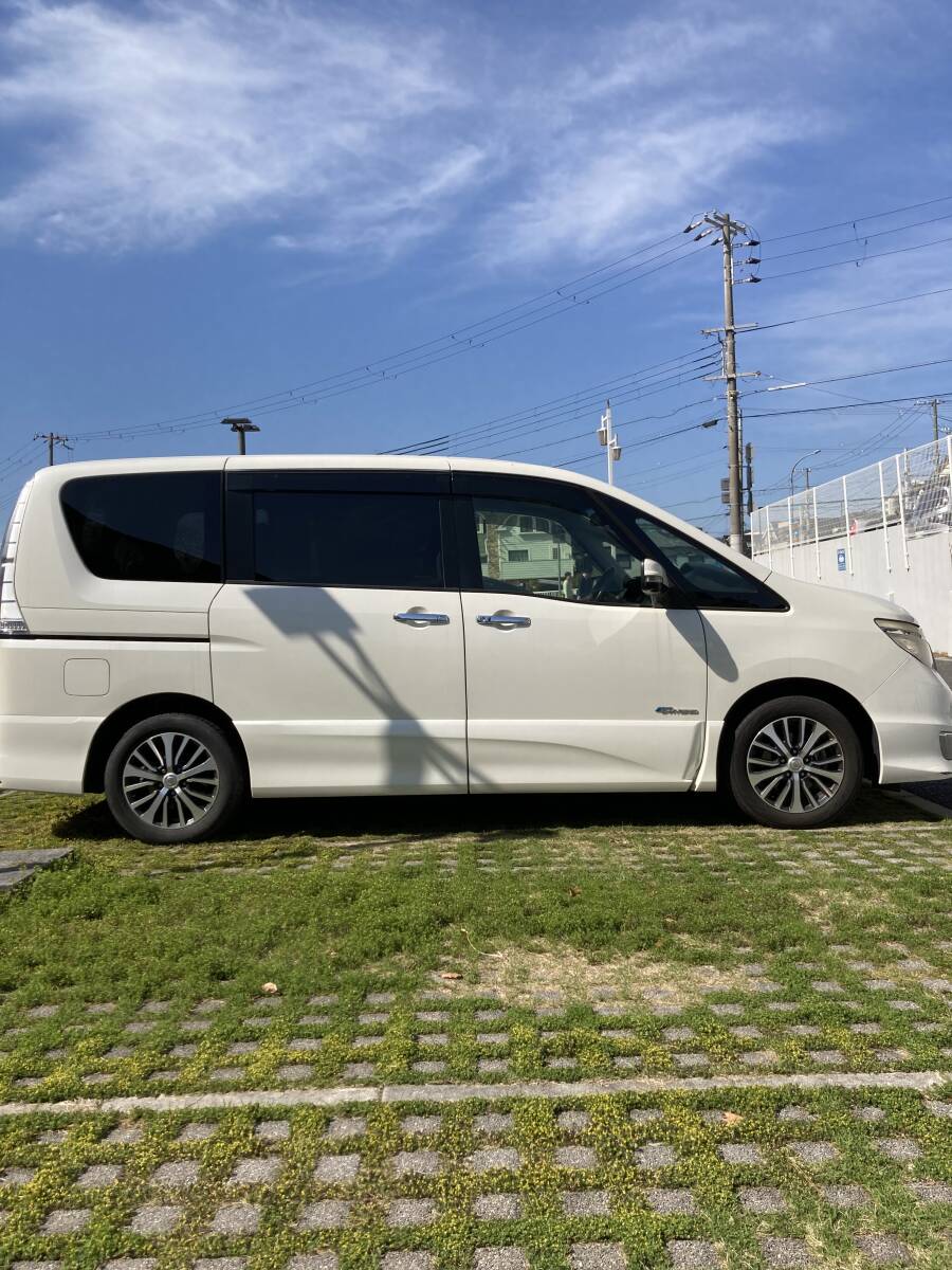 セレナ ハイウェイスター Sハイブリッド Vセレクション ＋セイフティ ワンオーナー 低走行車 車検8/1迄有_画像4