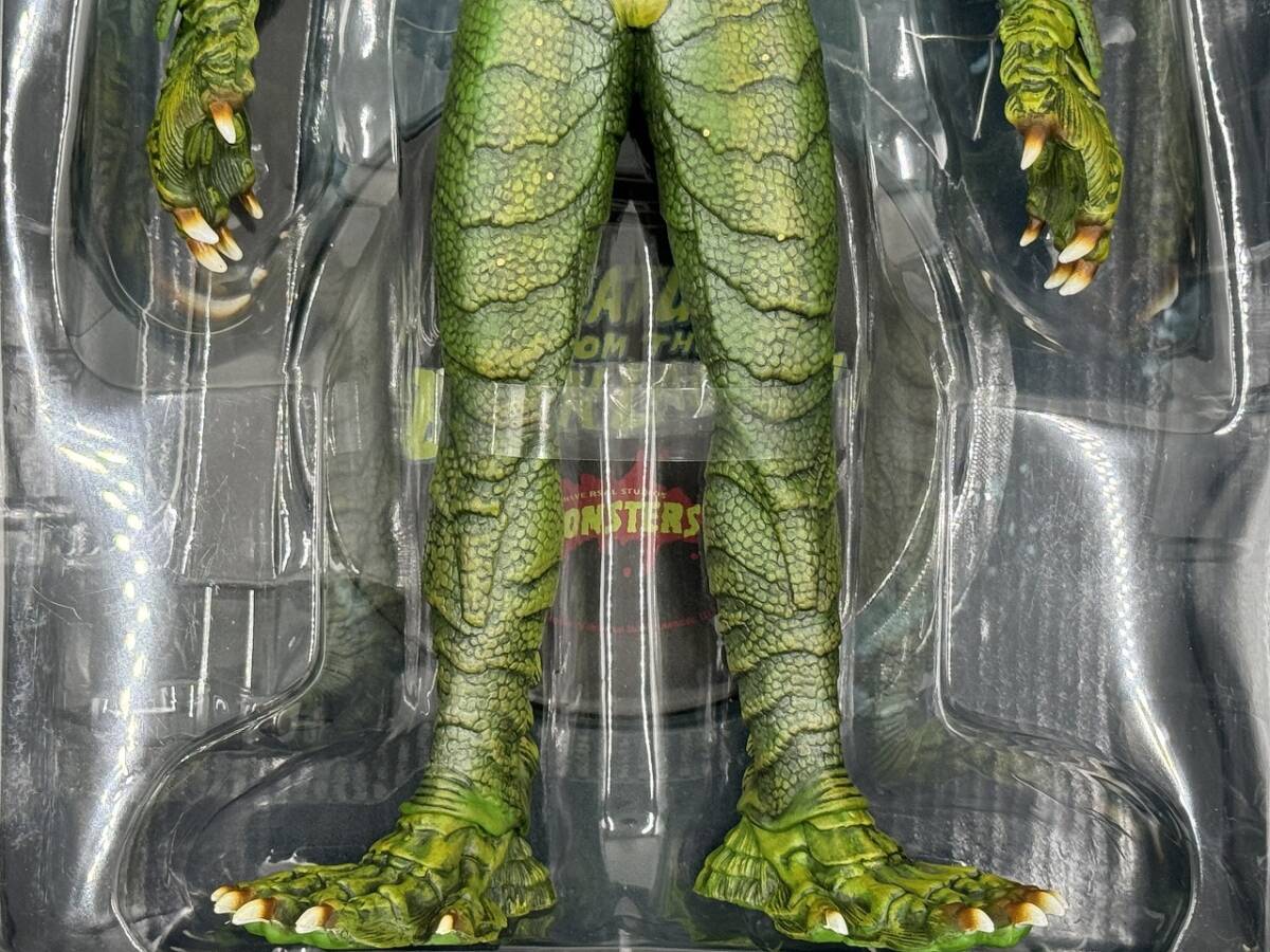 サイドショウ・トイ　大アマゾンの半魚人/ Creature from the Black Lagoon: ギルマン/ Gill-man　1/6 アクションフィギュア