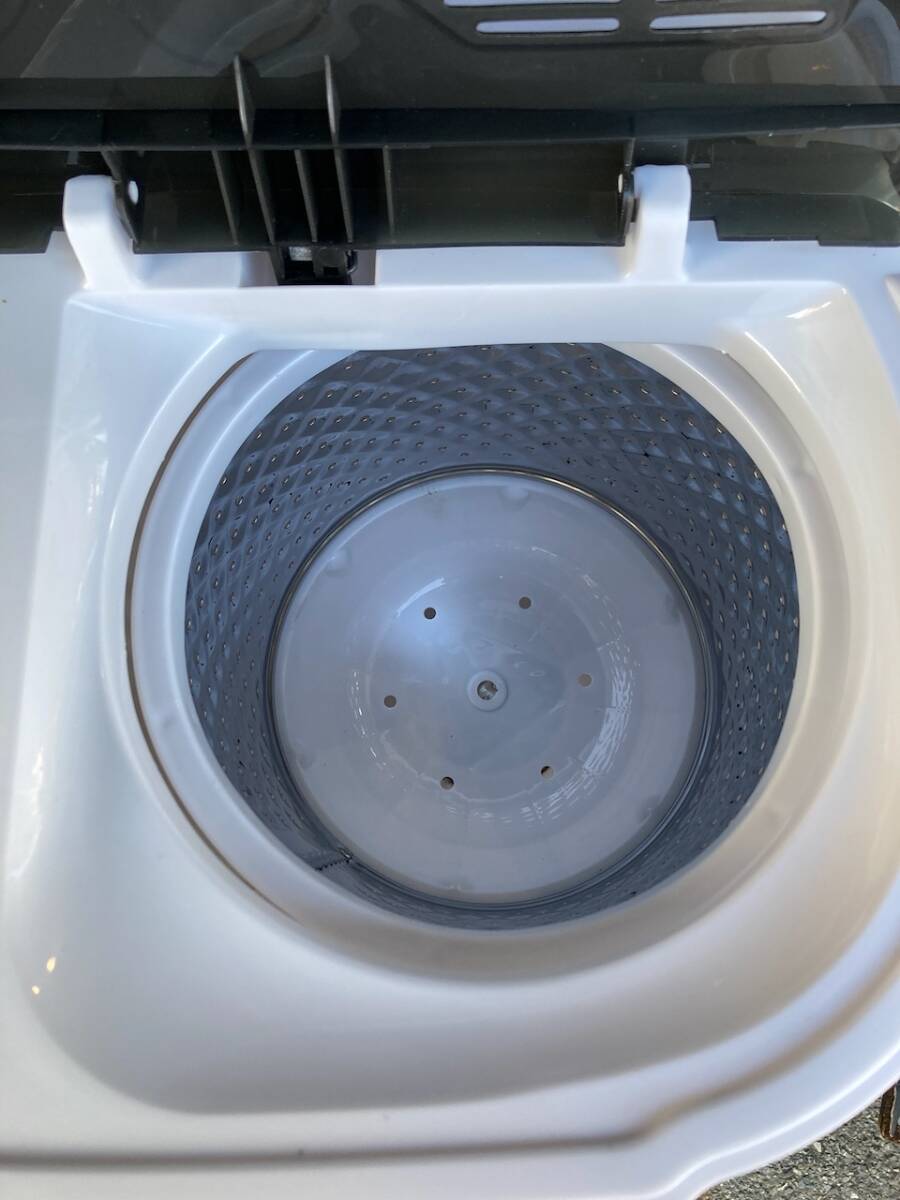 即決/手渡歓迎 八王子/小型二槽式洗濯機「別洗いしま専科」3 サンコー STTWAMN3 洗濯3.6kg 2022年製の画像4