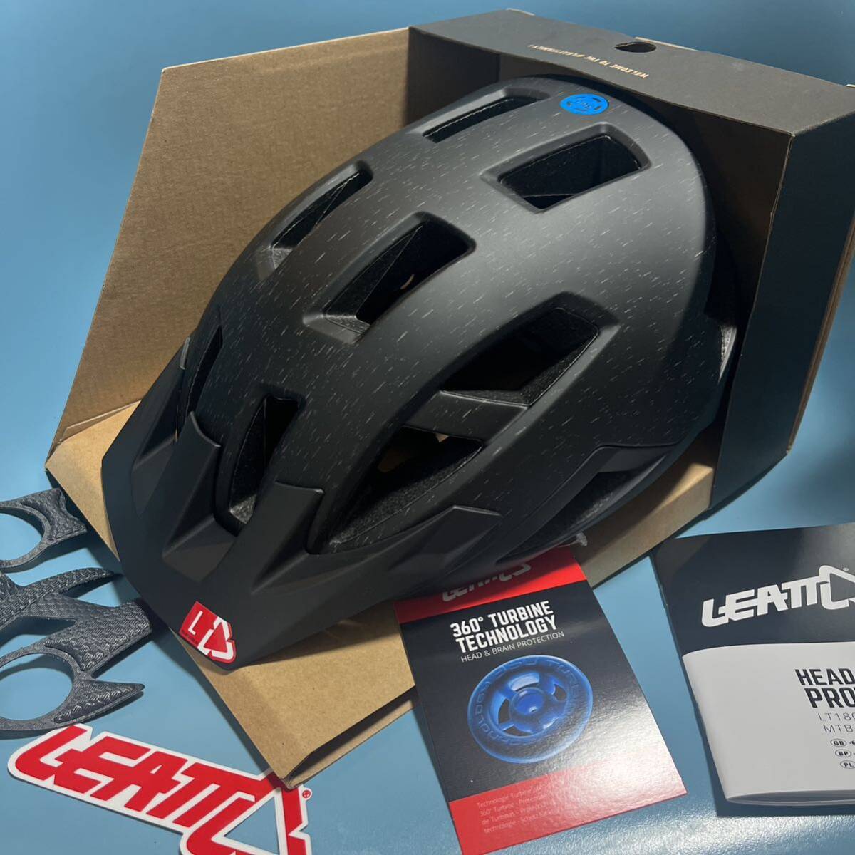 Leatt MTB trail 2.0 新品 ブラック ヘルメット 模様入り 黒 リアット Lサイズ 59cm〜63cm 調節ダイヤル付き 自転車ヘルメットの画像1