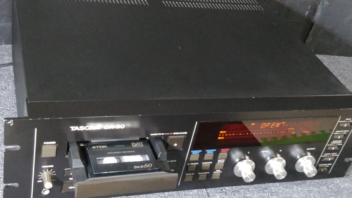TASCAM/タスカム DT－30 DAT【中古品】デジタルオーディオテープレコーダー TEACの画像6