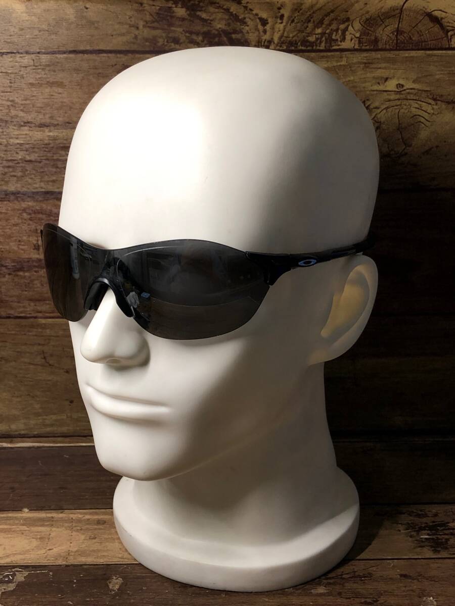 HT237 オークリー OAKLEY EV ZERO サングラス アイウェア 黒 レンズ小傷_画像2