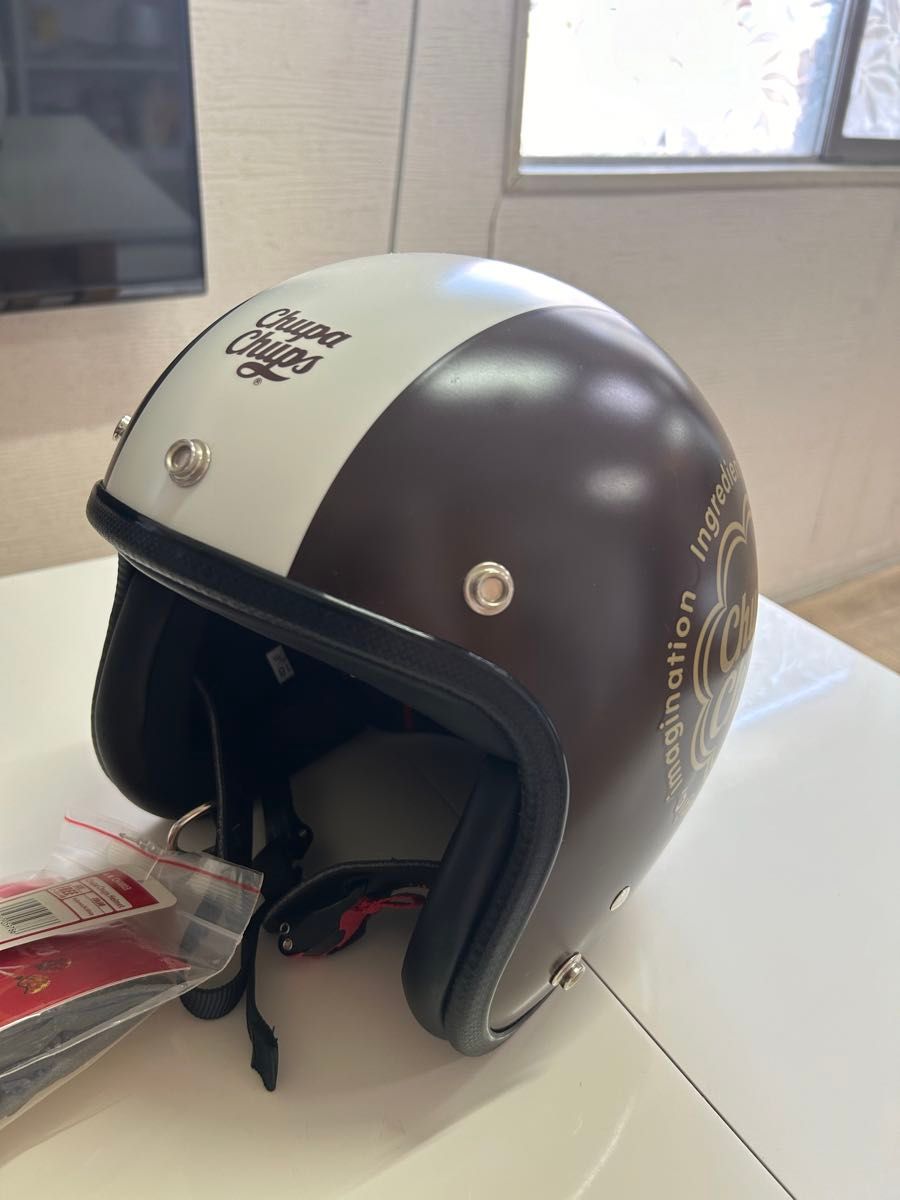 新品タグ付き　チュッパチャプス　ジェットヘルメット　フリーサイズ　正規SG規格