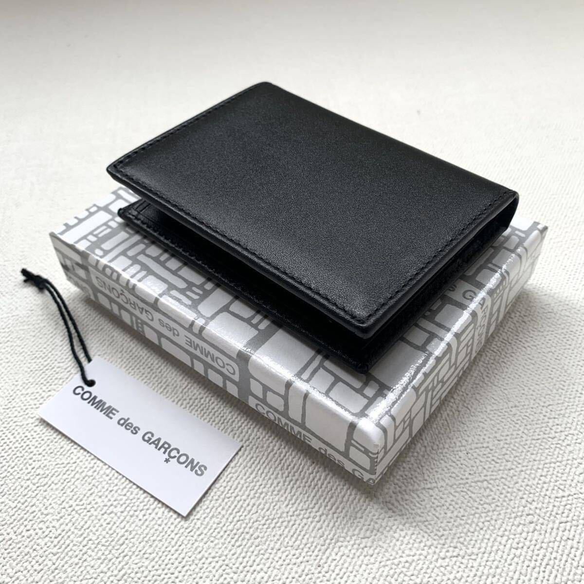 新品 コムデギャルソン ウォレット カードケース SA0641 黒 Wallet COMME des GARCONS ブラック 定番 2.64万 名刺入れ カード入 送料無料_画像4