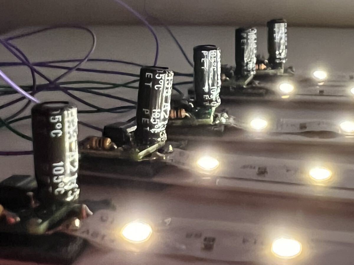 室内灯 電球色LED ＨＯゲージ 5輌分セット コンデンサー 抵抗 整流器 基盤組込 チラツキ防止 12V カツミ エンドウ 自作車輌等 の画像1