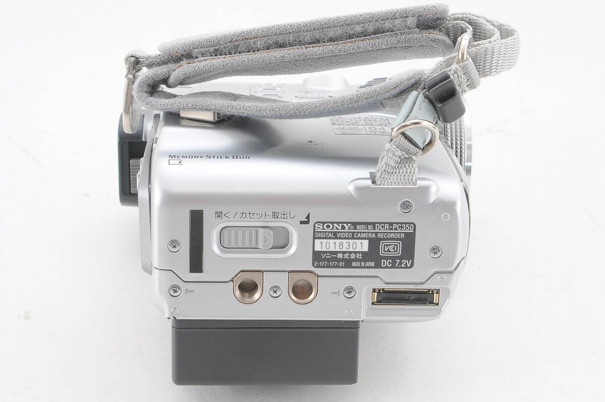 [MAA40]動作品 SONY ソニー DCR-PC350 デジタルビデオカメラ ミニDV miniDV Handycam ハンディカムの画像4