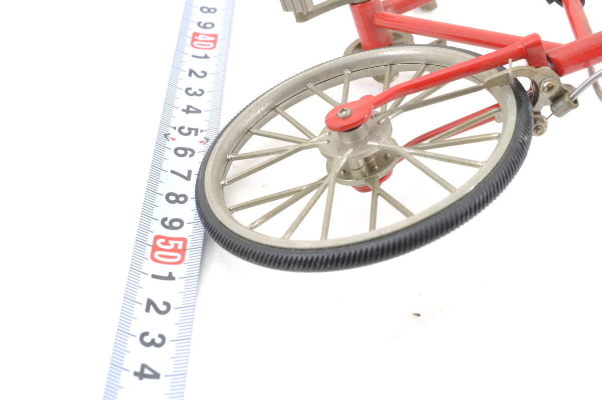 [MAA54]Amaryl アマリール 自転車模型 6人乗り ミニチュア自転車 フィギュア 赤色 全長約52㎝