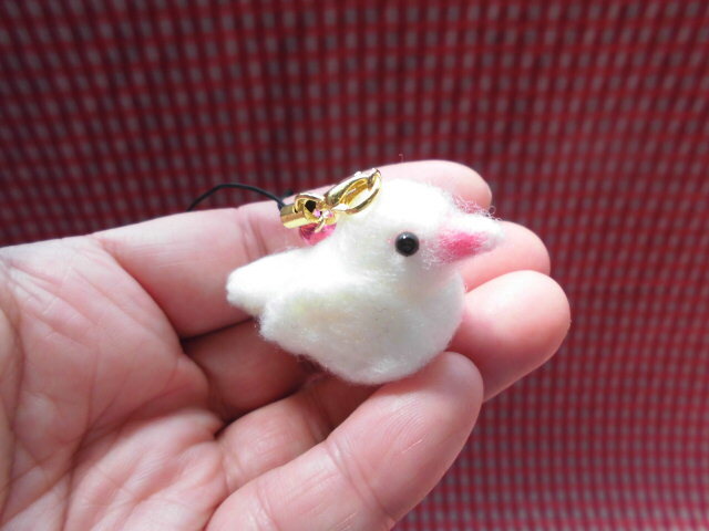 ★羊毛フェルト 鳥 ハンドメイド★白文鳥のストラップの画像3