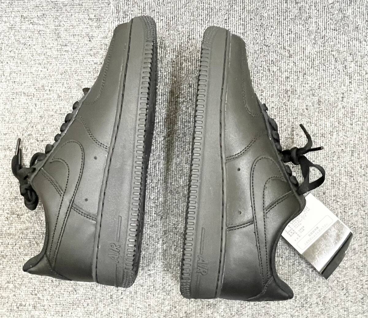 【DK 22420】１円スタート NIKE ナイキ AIR FORCE1 ’07 エアフォース1 26.5cm メンズ ブラック 靴 スニーカー 箱付き 現状品の画像5