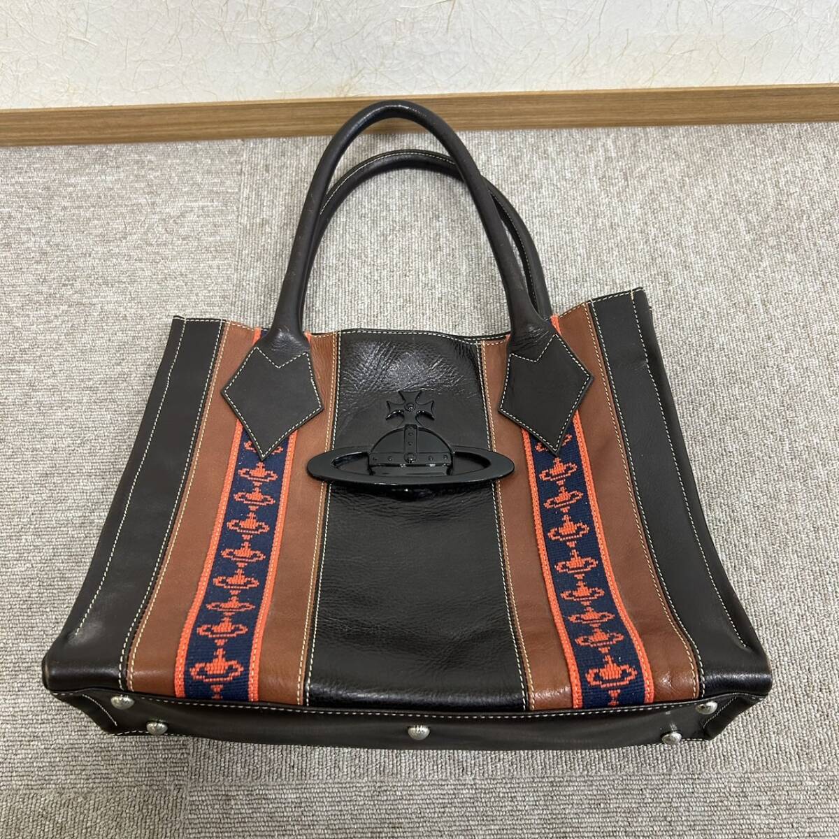 【ART-2667a】1円スタート Vivienne Westwood ビビアンウエストウッド バッグ 時計 キーケース カードケース おまとめ 長期保管品 現状品の画像2