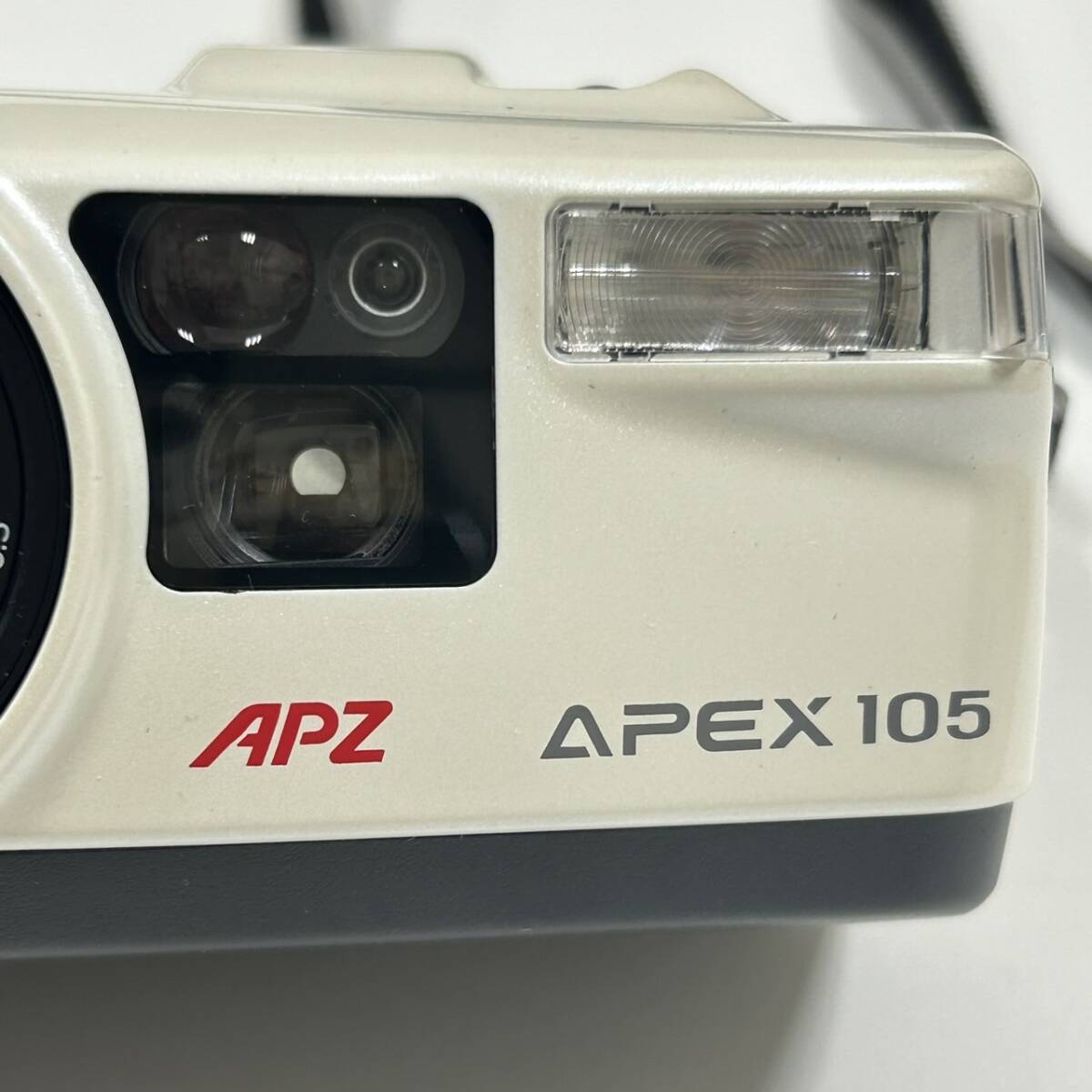 【ART-4481】MINOLTA APZ APEX 105 ミノルタ エイペックス ZOOM 35-105mm 1:4-6.7 コンパクトフィルムカメラ ジャンク ケース付き ホワイトの画像4