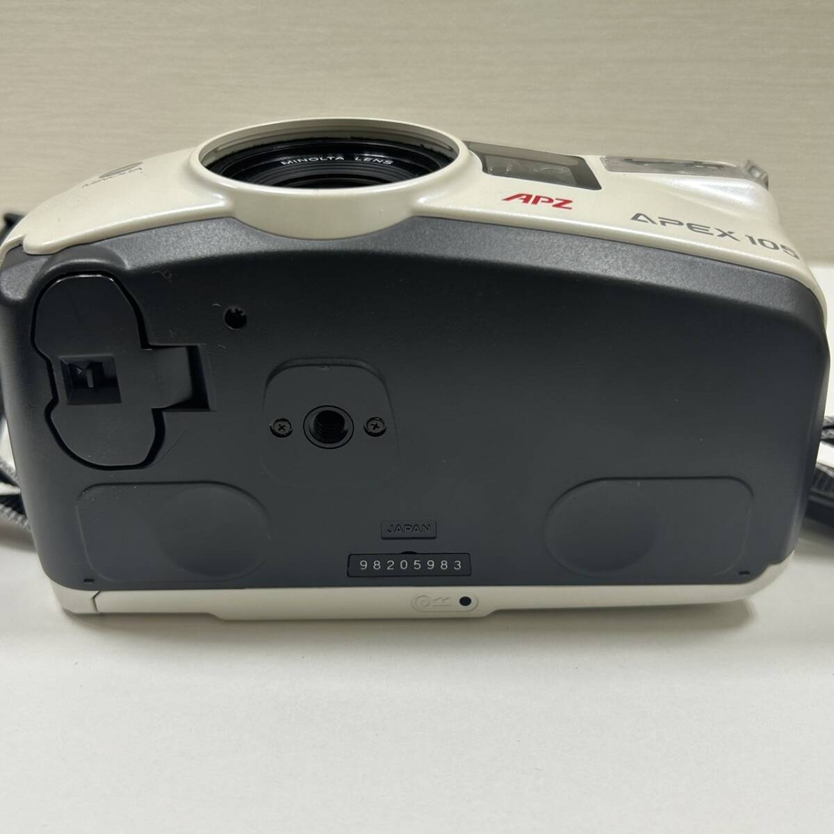 【ART-4481】MINOLTA APZ APEX 105 ミノルタ エイペックス ZOOM 35-105mm 1:4-6.7 コンパクトフィルムカメラ ジャンク ケース付き ホワイトの画像6