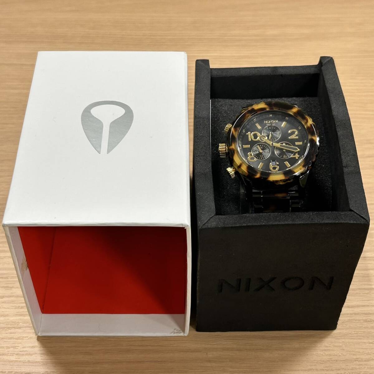 【ART-4770】1円スタート NIXON ニクソン THE 42-20 クオーツ時計 クロノグラフ べっ甲 付属品あり 電池切れ ジャンク 長期保管品 現状品の画像1