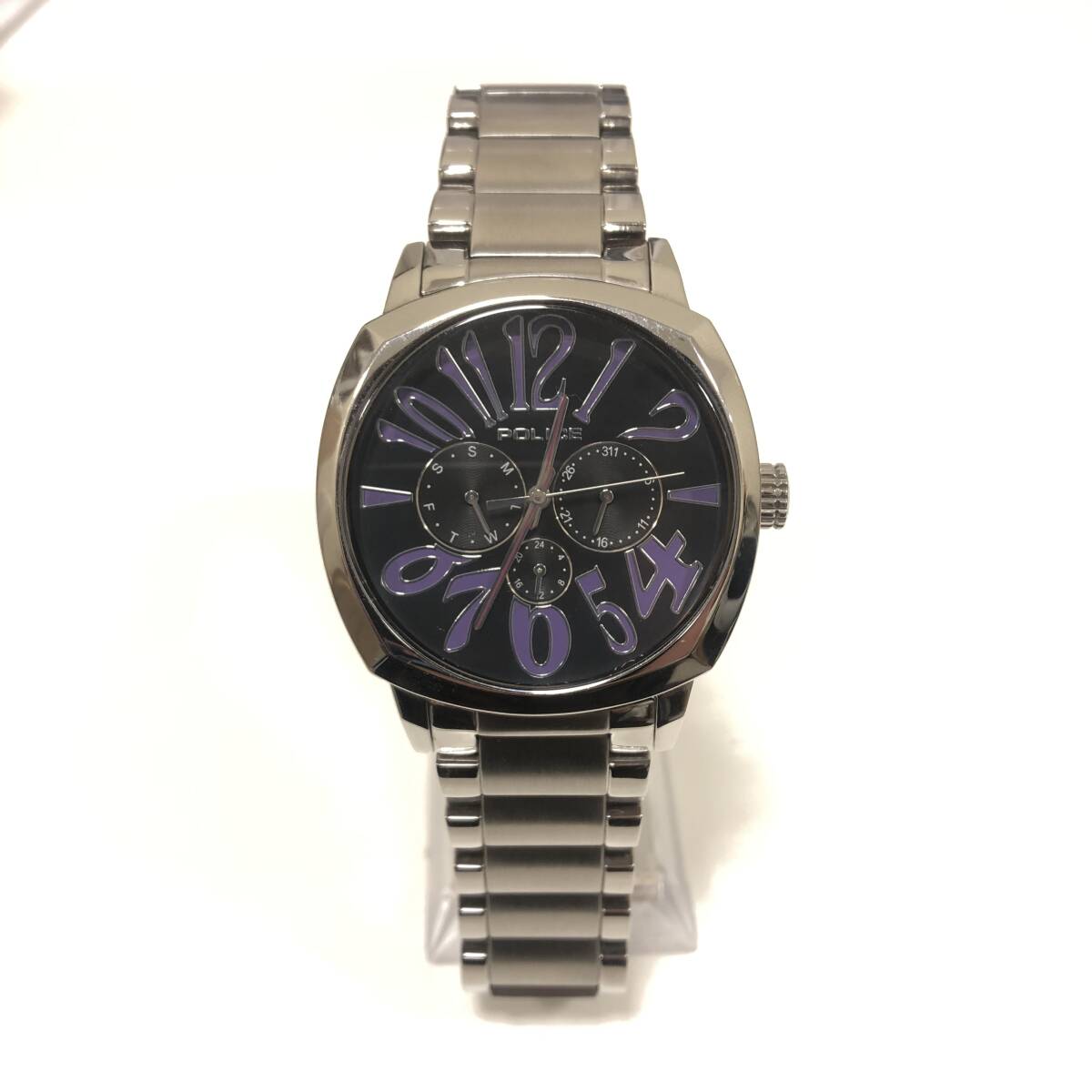 【BW 3586】1円～ POLICE ポリス 腕時計 13200J メンズ クォーツ 電池式 本体のみ 黒 紫 稼働品 アクセサリー ファッション 現状品の画像1