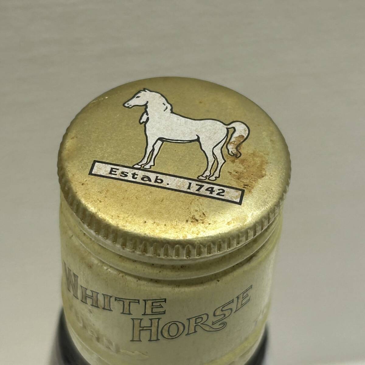 【ART-4794】1円スタート WHITE HORSE ホワイトホース スコッチウイスキー 760ml 43% 箱未開栓 洋酒 長期保管品 現状品の画像7