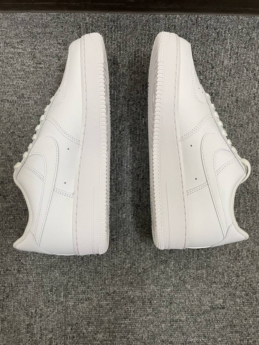 【DK 23343】１円スタート NIKE ナイキ AIR FORCE1 ’07 エアフォース1 27cm メンズ ホワイト 靴 スニーカー 箱付き 現状品の画像3