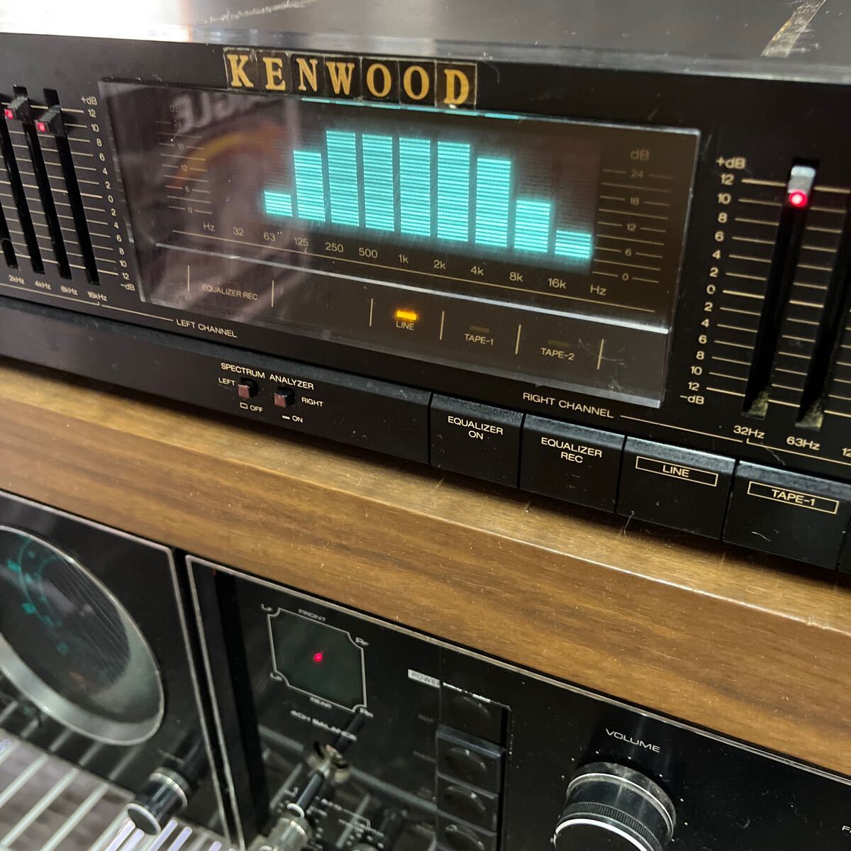 SANSUI SE-80 グラフィックイコライザー　_画像3