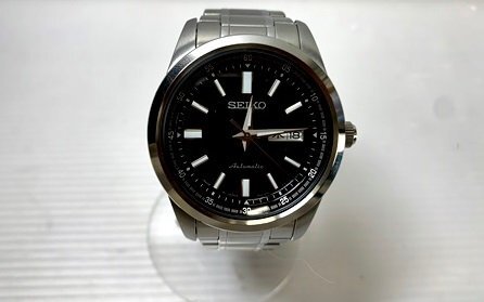 【限定特別価格】美品 セイコー SEIKO 4R36-05Z0 メカニカル 自動巻き 裏スケルトン ブラック文字盤 の画像4